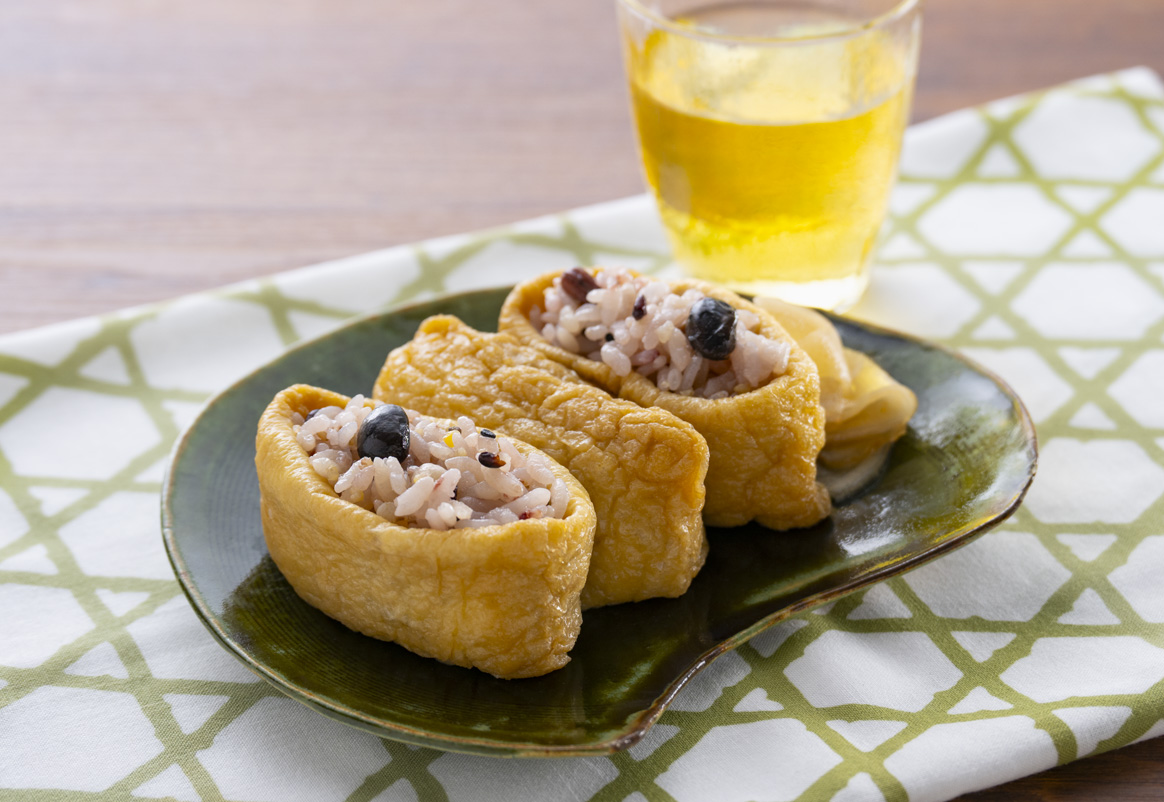 雑穀⽶でおいしくヘルシー『いなり寿司』